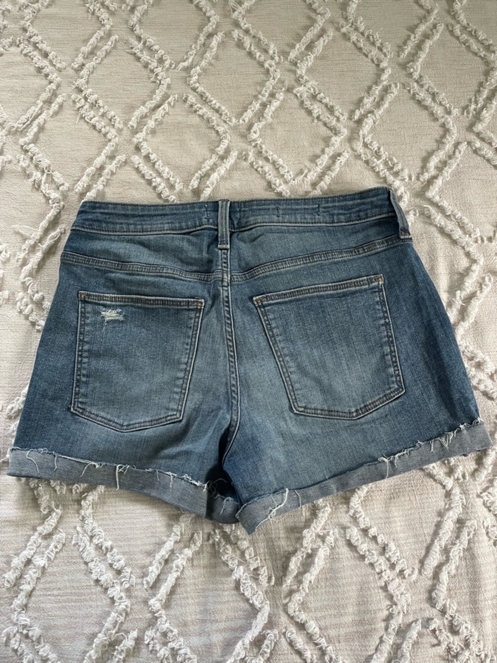 Universal Thread Denim Shorts - Picture 2 of 8